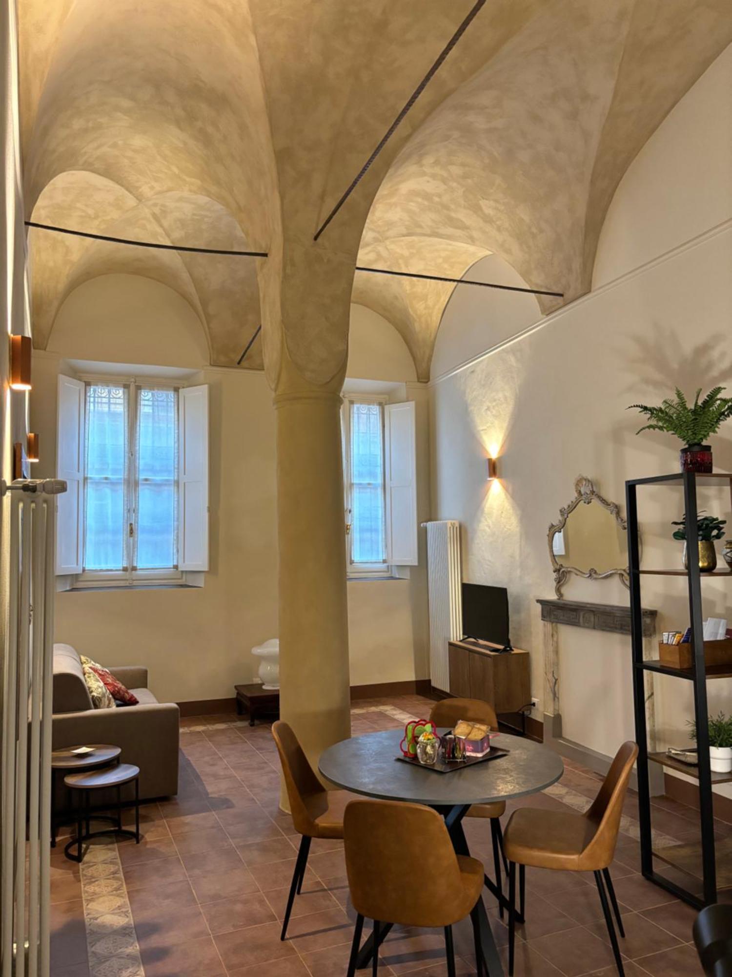 Appartamento L'Antica Colonna, In Centro Storico Parma Eksteriør bilde