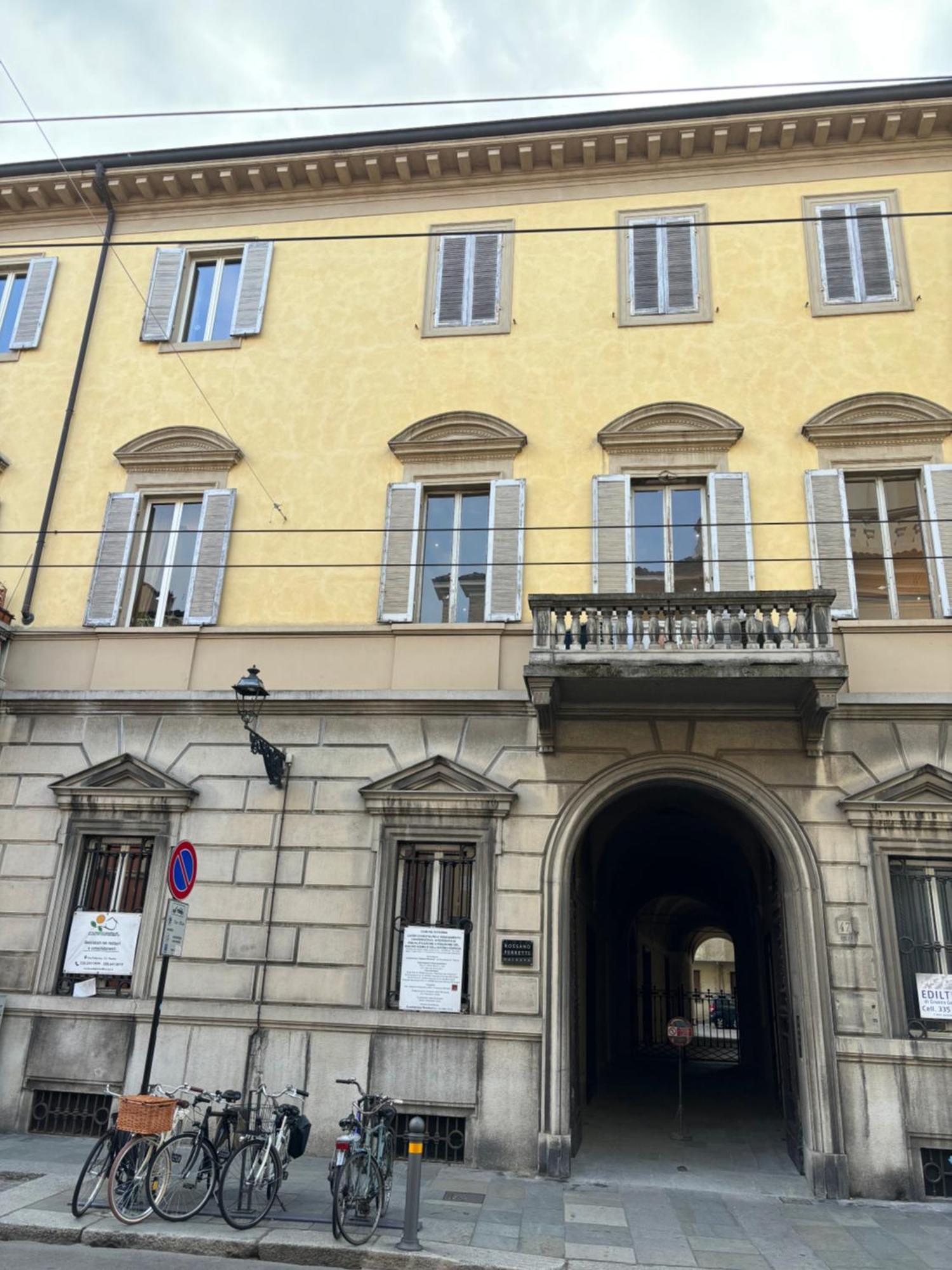 Appartamento L'Antica Colonna, In Centro Storico Parma Eksteriør bilde